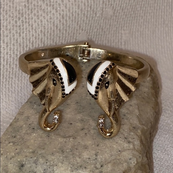 Talbots Gold Tone Elephant Heads Cuff Bracelet